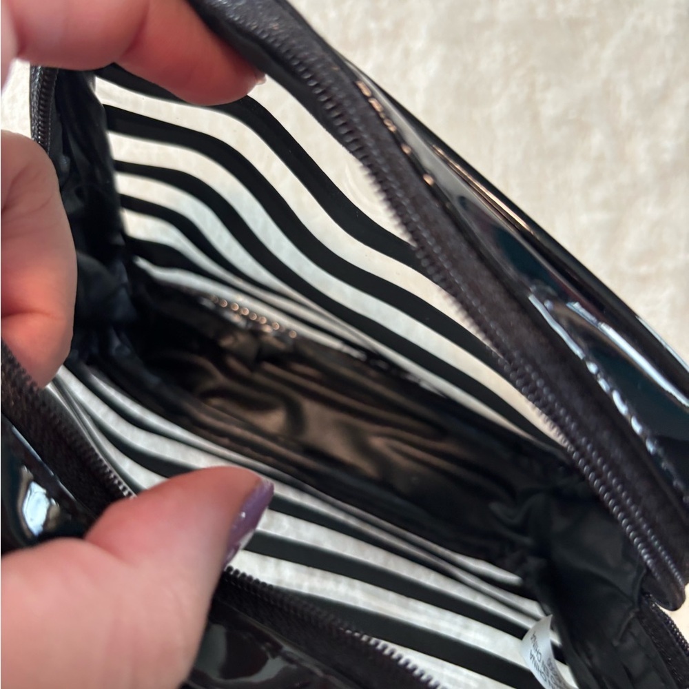 Vintage makeup set and mini pruse - Picture 8 of 9